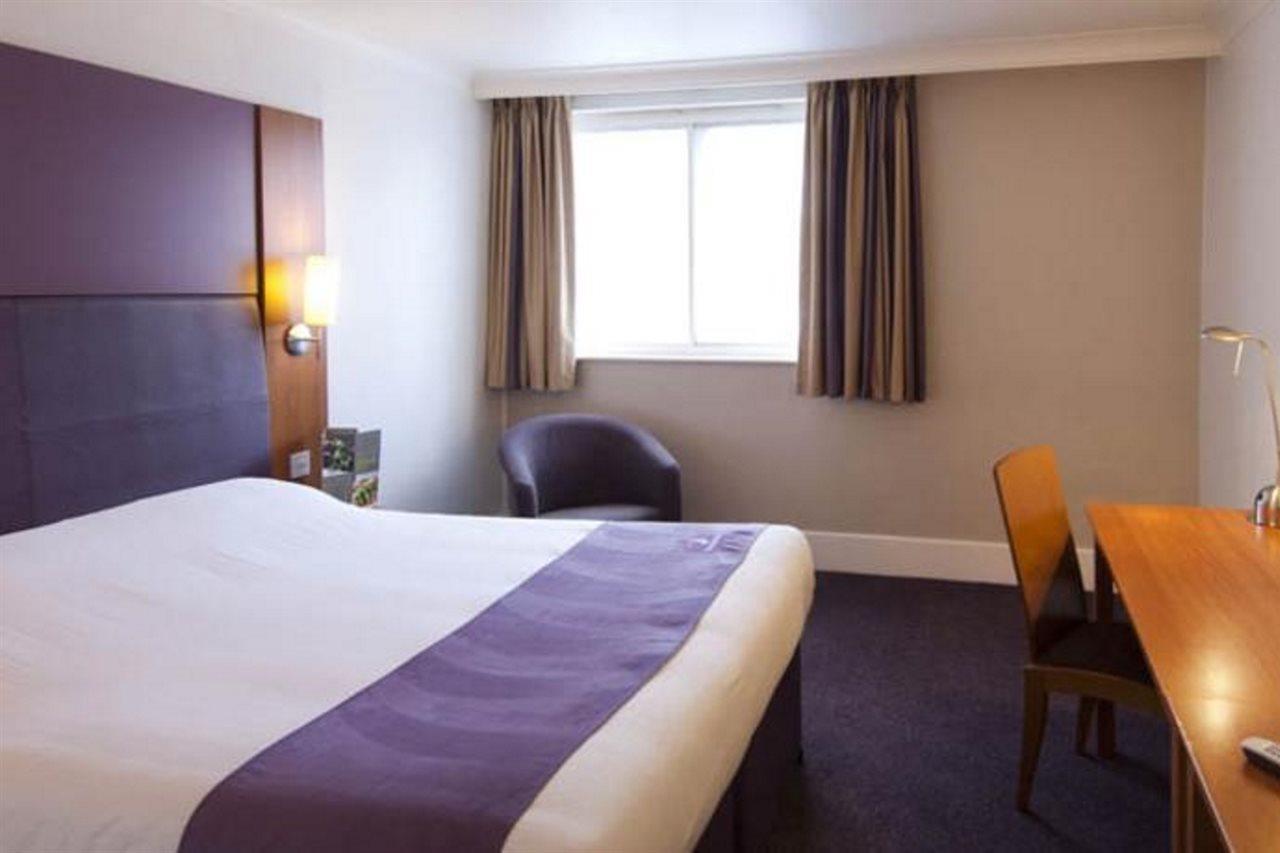 Premier Inn Leeds City Centre Bagian luar foto