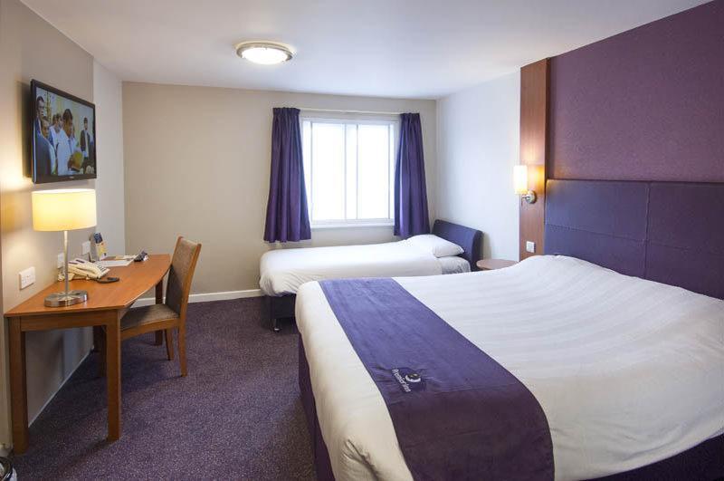 Premier Inn Leeds City Centre Bagian luar foto